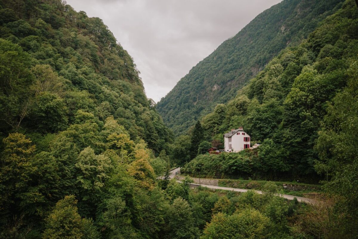 Un mois sans réseau : ce que la coupure de trois villages de Haute-Garonne dit de la vie à la campagne